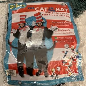 Cat & the Hat costume 💗